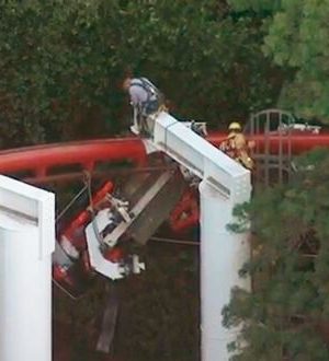4 People Injured When A Roller Coaster Derailed - Mukerji Law